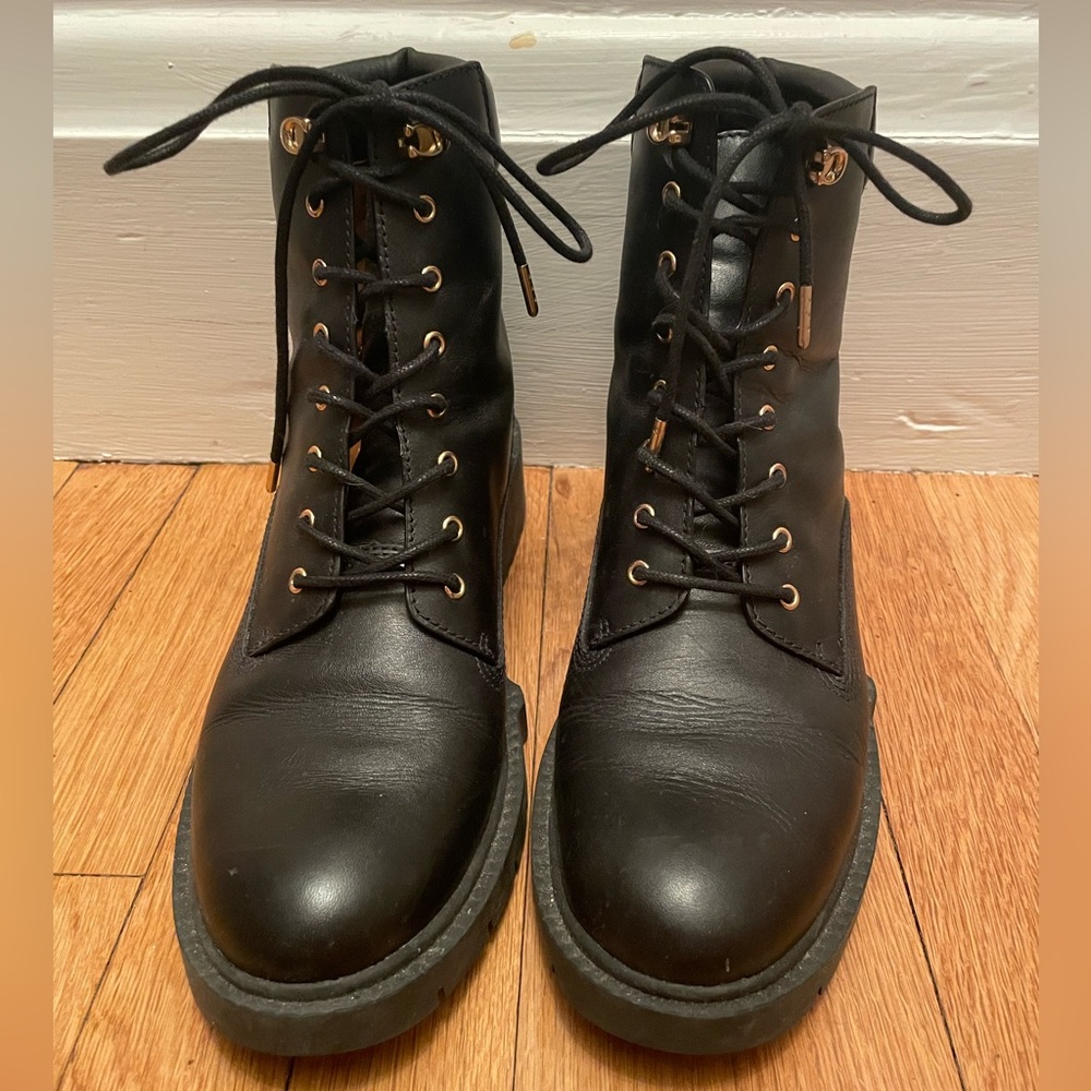 Coach Women’s size 10 boots